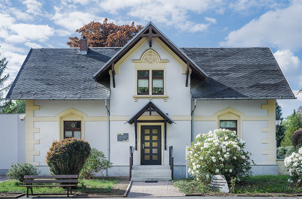 Bestattungswesen Haus